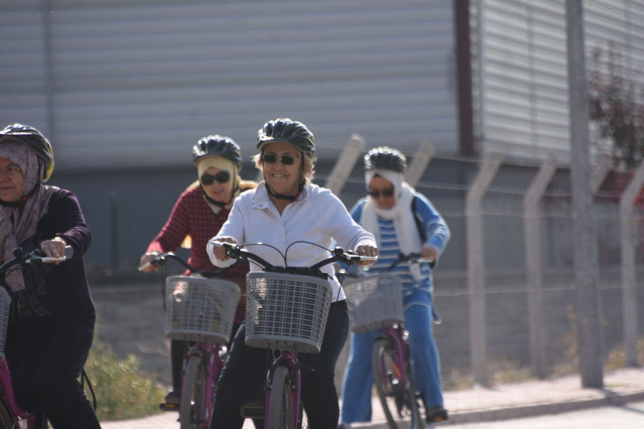 Türkiye’nin bisiklet şehri Konya’da kadınlara özgürlük getiren eğitim 1